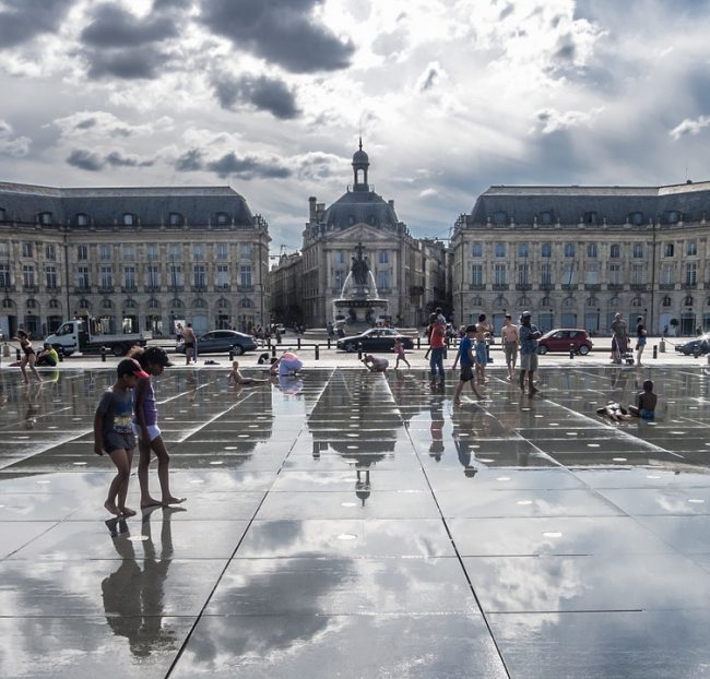 bordeaux-426444_960_720